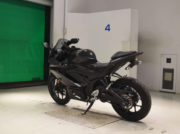 Мотоцикл Yamaha YZF-R25A с пробегом 7460 km