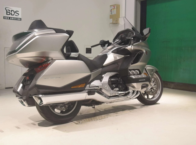 Мотоцикл Honda GL1800 TOUR D з пробігом 16489 km