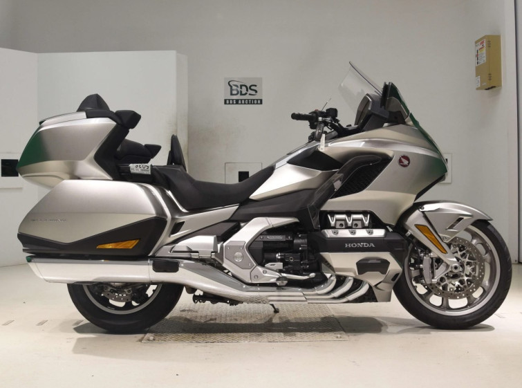 Мотоцикл Honda GL1800 TOUR D з пробігом 16489 km