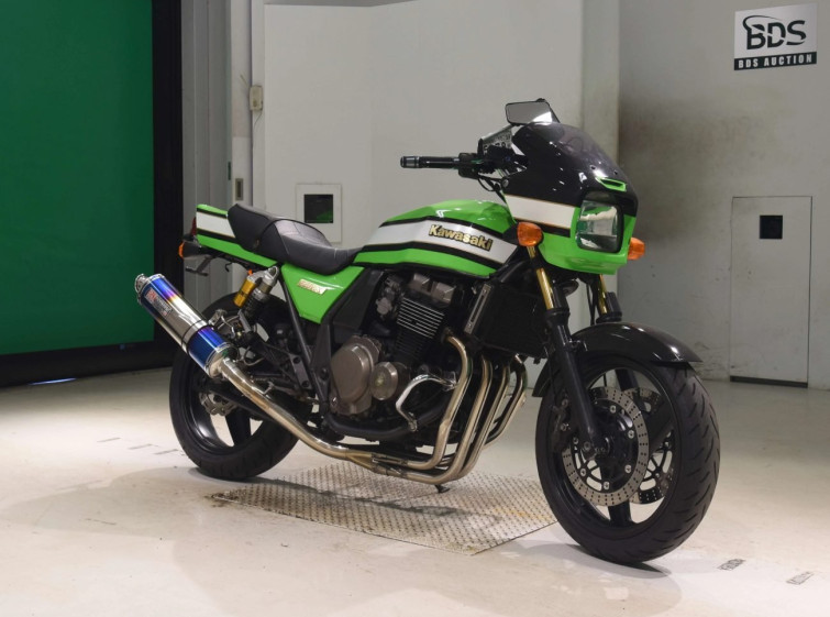 Мотоцикл Kawasaki ZRX400 с пробегом 86446 km