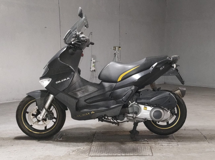 Мотоцикл Gilera RUNNER ST200 з пробігом 21791 km
