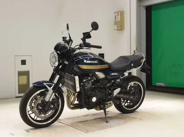 Мотоцикл Kawasaki Z900RS с пробегом 3823 km