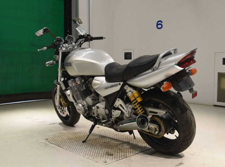 Мотоцикл Yamaha XJR1300 с пробегом 1579 km