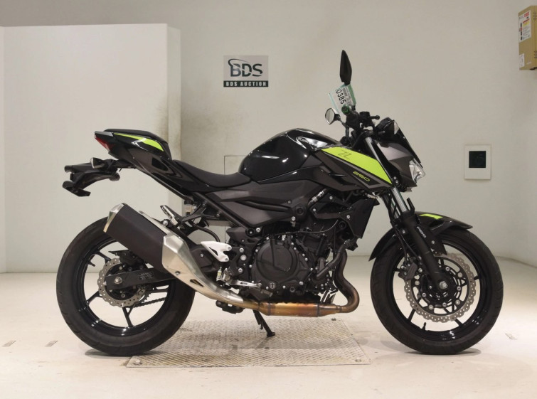 Мотоцикл Kawasaki Z250 с пробегом 4471 km