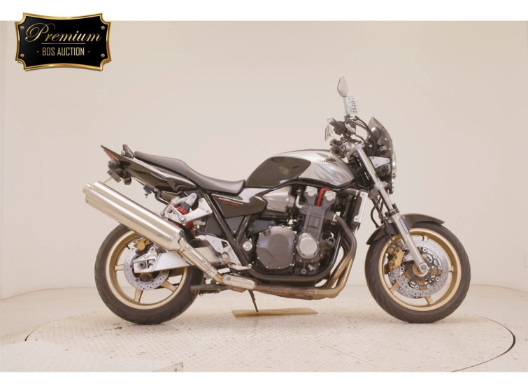 Мотоцикл Honda CB1300SF з пробігом 16555 km