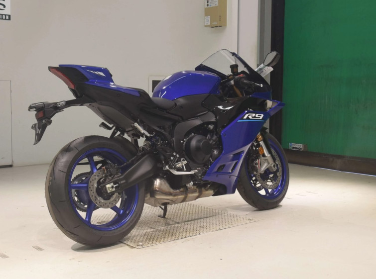 Мотоцикл Yamaha YZF-R9 с пробегом 2 km
