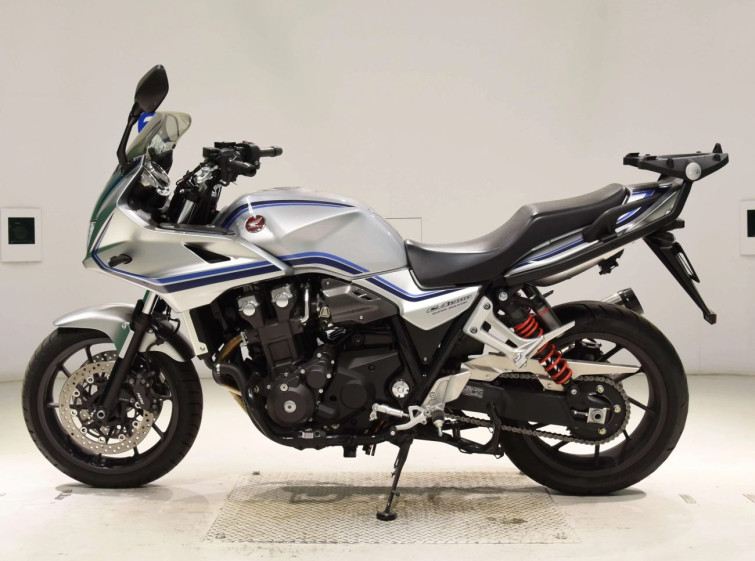 Мотоцикл Honda CB1300SF BOLDOR з пробігом 10118 km