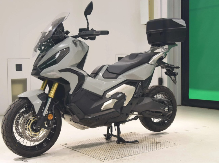 Мотоцикл Honda X-ADV750-2 с пробегом 640 km