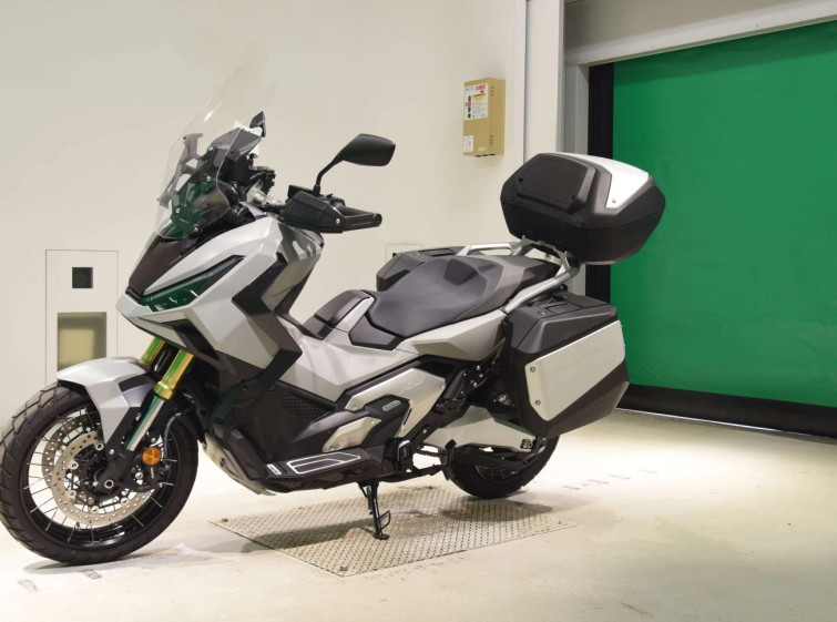 Мотоцикл Honda X-ADV750-2 с пробегом 5662 km