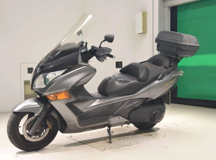 Мотоцикл Honda SILVERWING600GTA с пробегом 29929 km