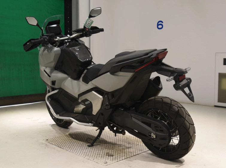Мотоцикл Honda X-ADV750-2 с пробегом 10144 km