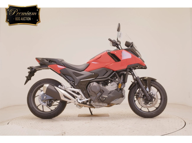 Мотоцикл Honda NC750XD с пробегом 126 km
