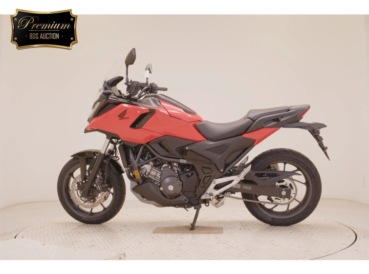 Мотоцикл Honda NC750XD с пробегом 126 km