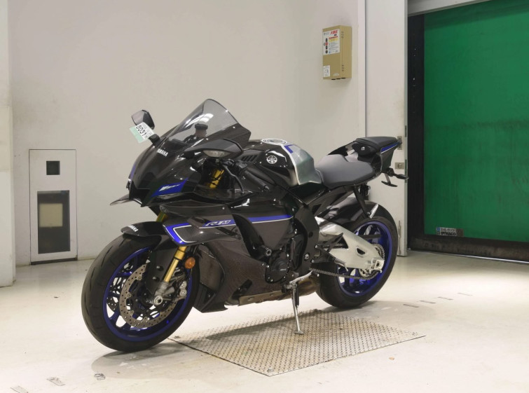Мотоцикл Yamaha YZF-R1M с пробегом 5761 km