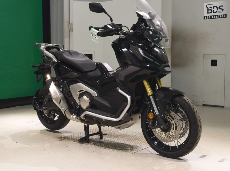 Мотоцикл Honda X-ADV750-2 с пробегом 10208 km