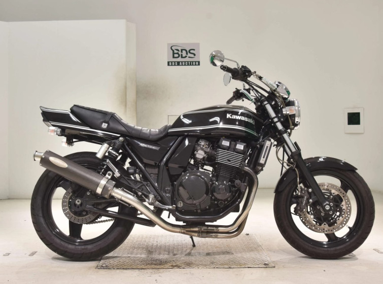 Мотоцикл Kawasaki ZRX400 з пробігом 32137 km