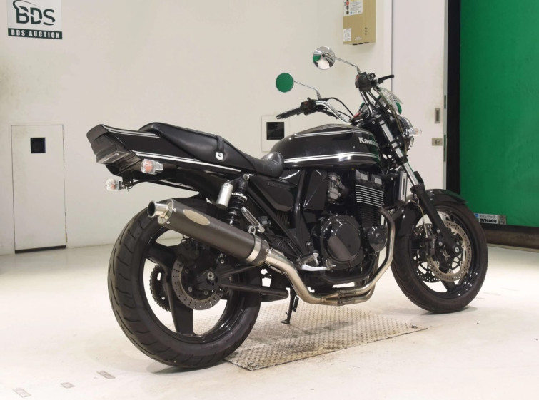 Мотоцикл Kawasaki ZRX400 з пробігом 32137 km
