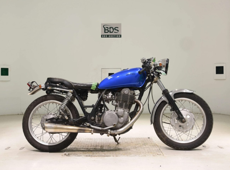 Мотоцикл Yamaha SR400-2 с пробегом 2198 km