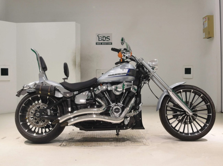 Мотоцикл HD FXBR1920 с пробегом 1431 km