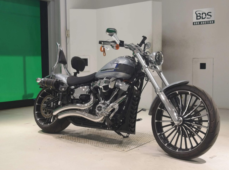 Мотоцикл HD FXBR1920 с пробегом 1431 km
