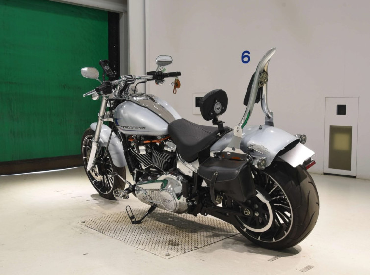 Мотоцикл HD FXBR1920 с пробегом 1431 km