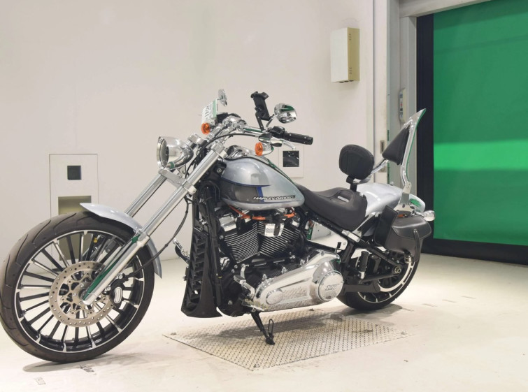 Мотоцикл HD FXBR1920 с пробегом 1431 km