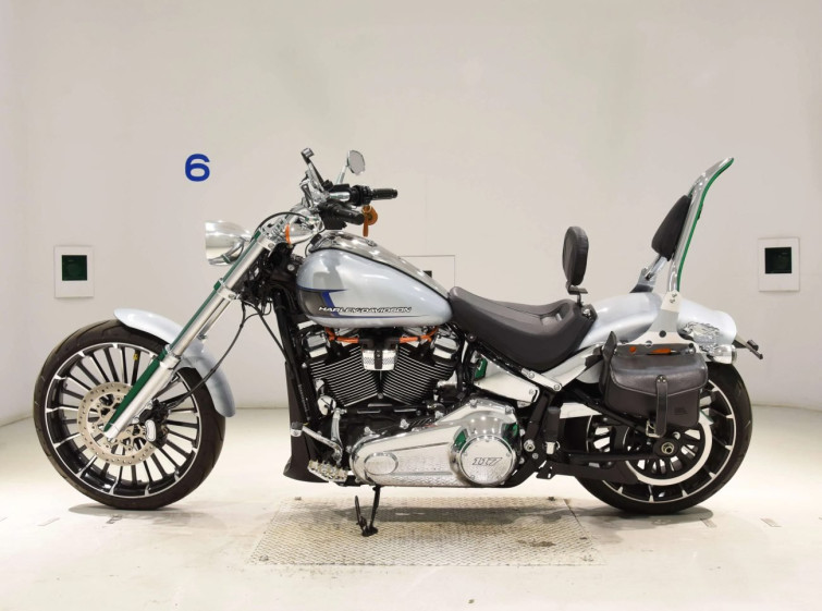 Мотоцикл HD FXBR1920 с пробегом 1431 km