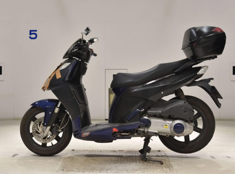 Мотоцикл Aprilia SPORTCITY250IE с пробегом 26101 km
