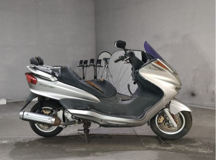 Мотоцикл Yamaha MAJESTY250