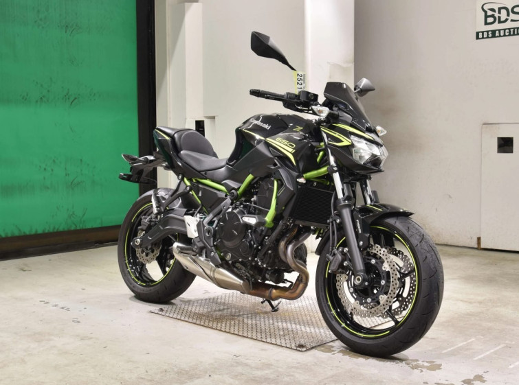 Мотоцикл Kawasaki Z650A с пробегом 5521 km