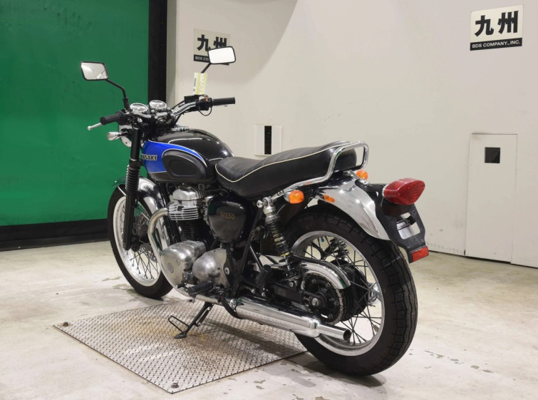 Мотоцикл Kawasaki W650 з пробігом 23576 km