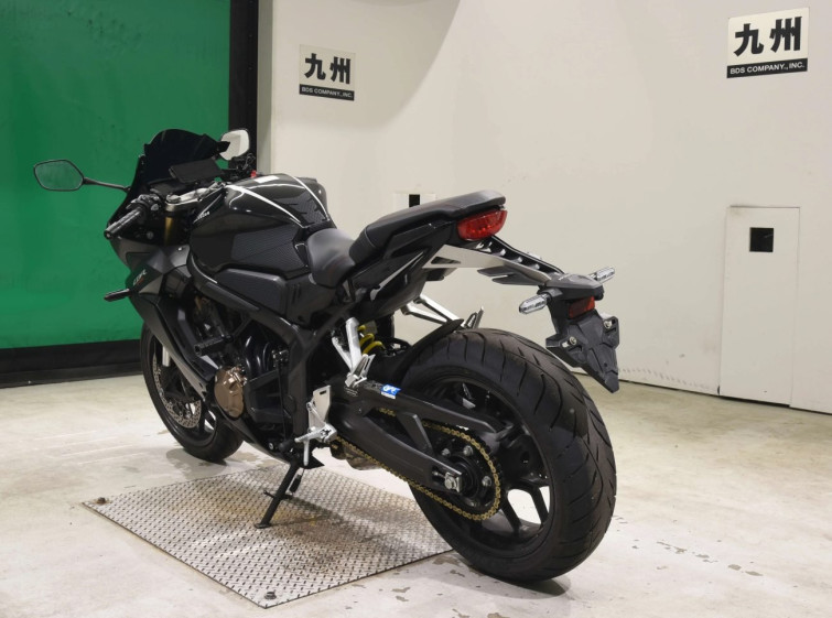 Мотоцикл Honda CB650R с пробегом 33730 km