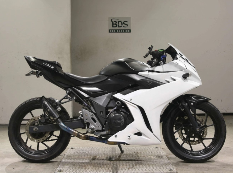 Мотоцикл Suzuki GSX250R з пробігом 52738 km