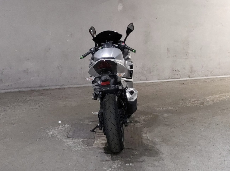 Мотоцикл Kawasaki NINJA400 с пробегом 16683 km