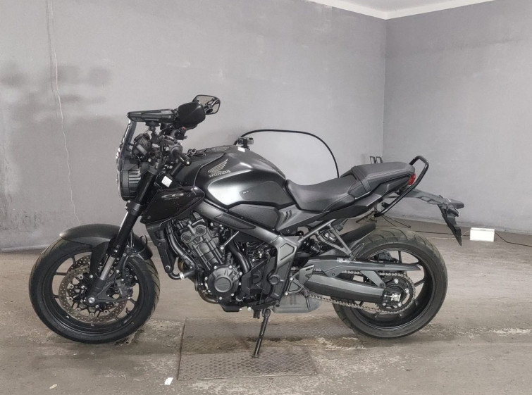Мотоцикл Honda CB650R з пробігом 18811 km