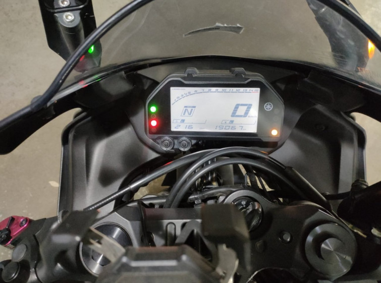 Мотоцикл Yamaha YZF-R25 с пробегом 19066 km