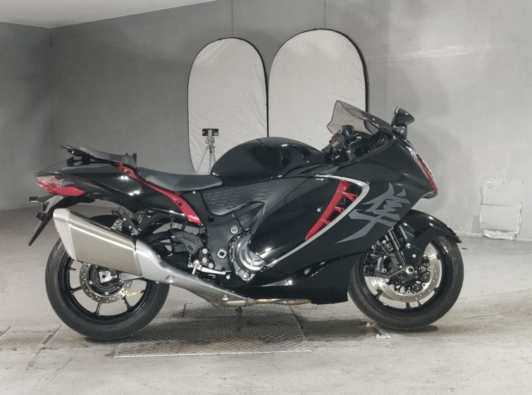 Мотоцикл Suzuki GSX1300R HAYABUSA с пробегом 5729 km