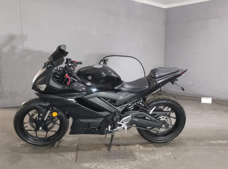 Мотоцикл Yamaha YZF-R25 з пробігом 7192 km
