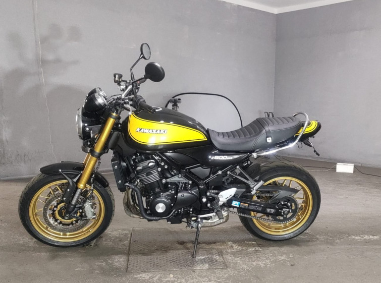 Мотоцикл Kawasaki Z900RS с пробегом 438 km