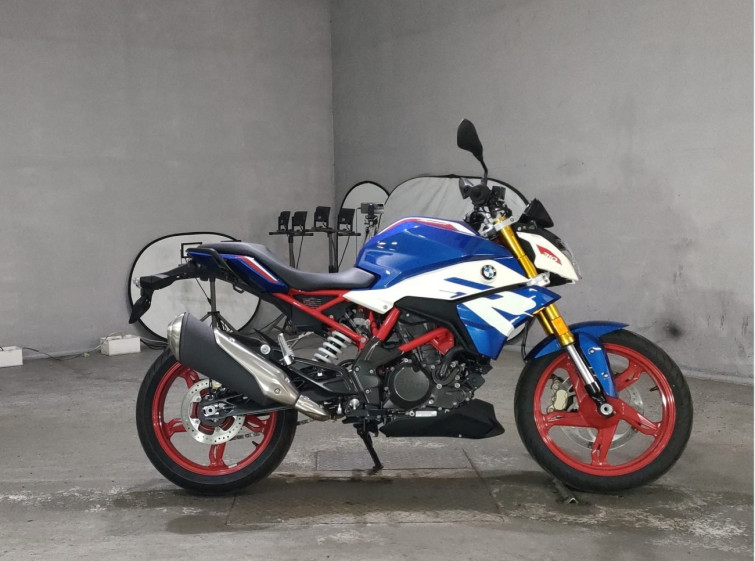 Мотоцикл BMW G310R з пробігом 2237 km