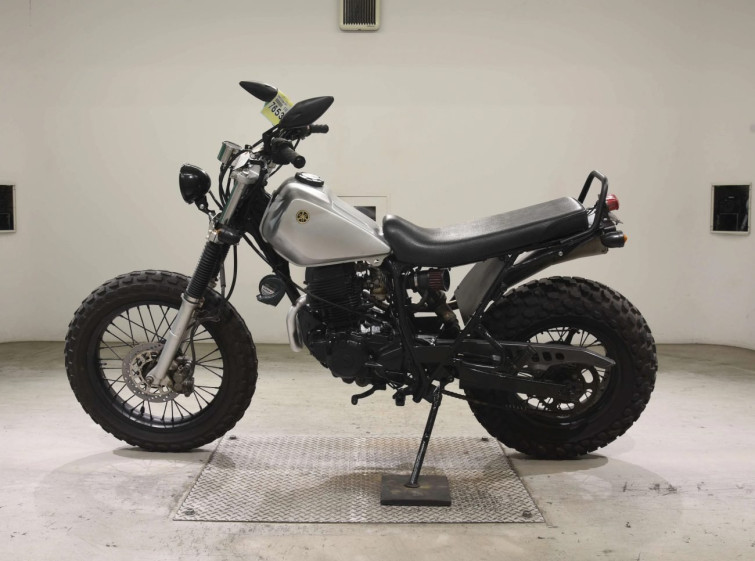 Мотоцикл Yamaha TW200E с пробегом 36 km
