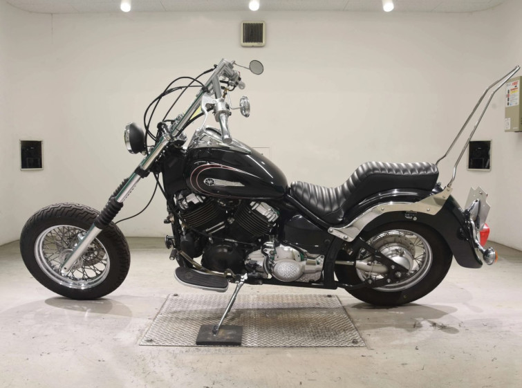 Мотоцикл Yamaha DRAGSTAR XVS400 CLASSIC с пробегом 15610 km