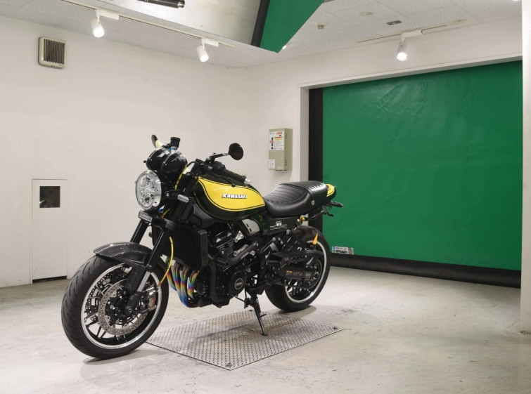 Мотоцикл Kawasaki Z900RS YELLOW BALL ED с пробегом 1217 km