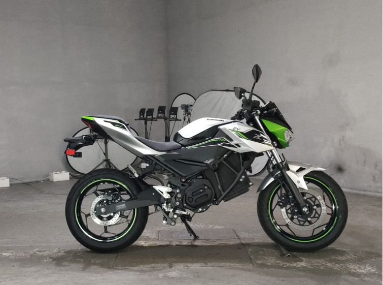 Мотоцикл Kawasaki Z E-1 с пробегом 751 km