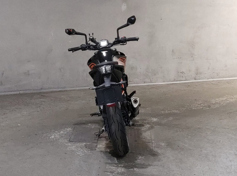 Мотоцикл KTM 250 DUKE з пробігом 5439 km