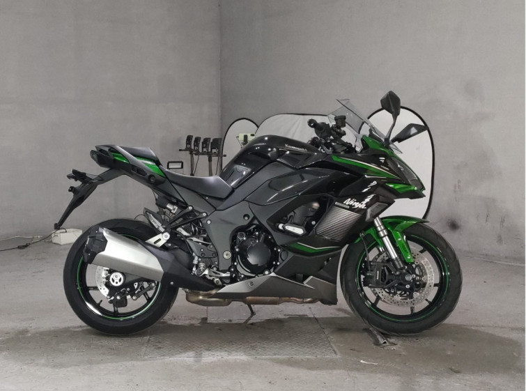 Мотоцикл Kawasaki NINJA1000SX з пробігом 9935 km