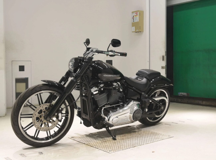 Мотоцикл HD BREAKOUT FXBRS1870 с пробегом 5570 km