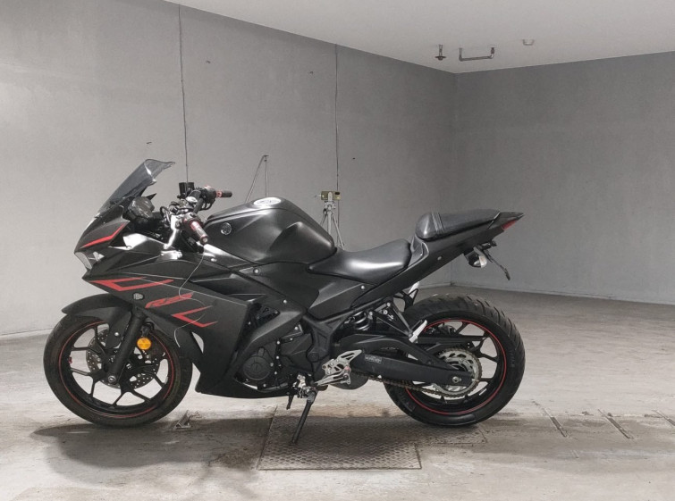 Мотоцикл Yamaha YZF-R25 с пробегом 14816 km