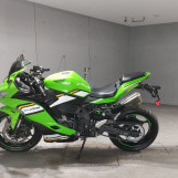 Мотоцикл Kawasaki NINJA ZX-4R SE з пробігом 17816 km