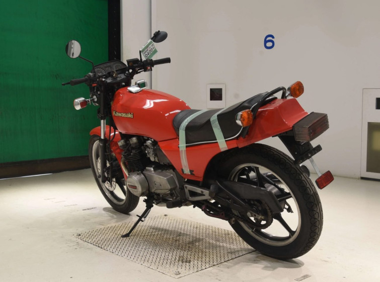 Мотоцикл Kawasaki Z550 с пробегом 66120 km